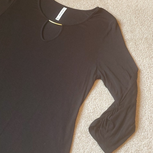 Active USA size Large black tunic top - Picture 8 of 9